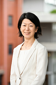 井上 芳恵