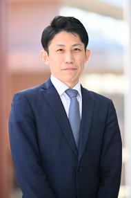 YUASA, Takayasu