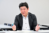 日下 英明 さん
