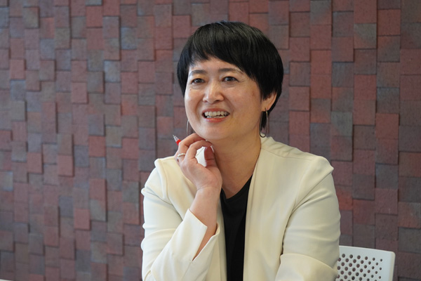 岡部佳美さん